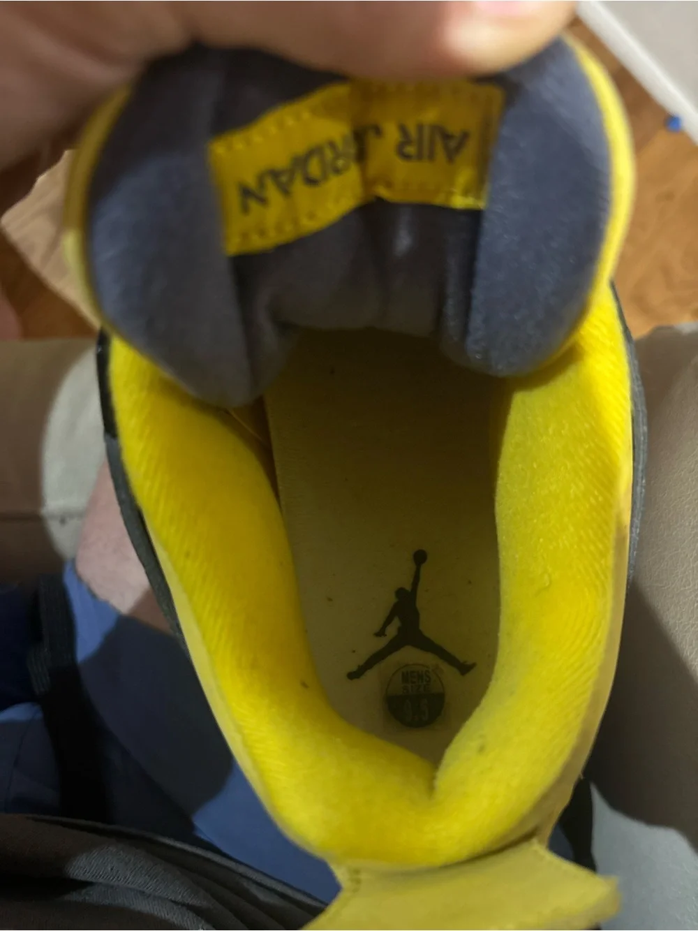 Nike Air Jordan Retro 4 PS Size 9.5 Lightning Yellow
